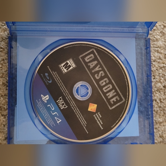 Days gone - Picture 3 of 3